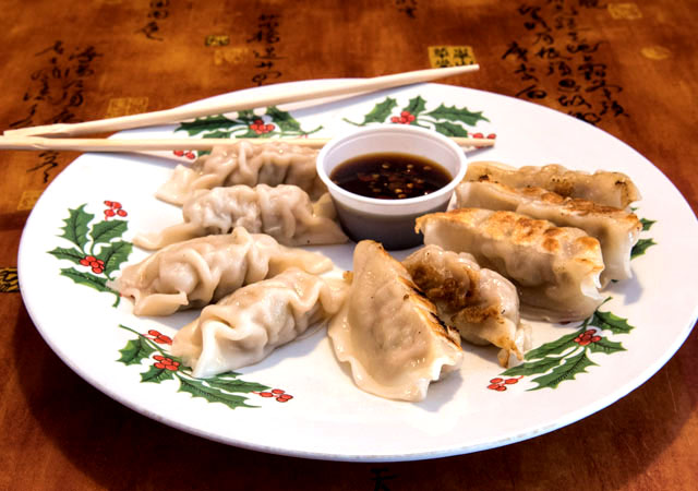 Gallery photo 1 at Chen's Chinese Restaurant
